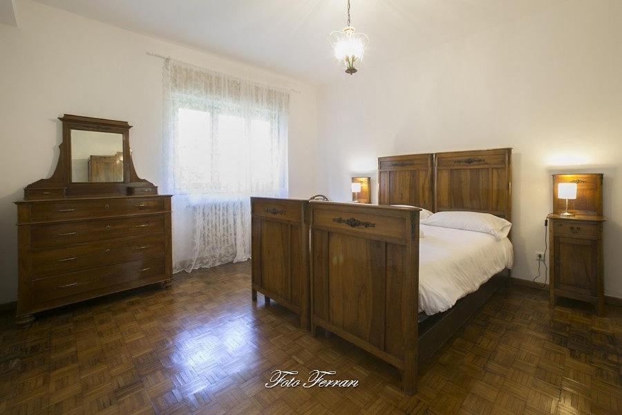 Casa Vacanze Gli Ulivi Del Lago Villa Sale Marasino Exteriör bild
